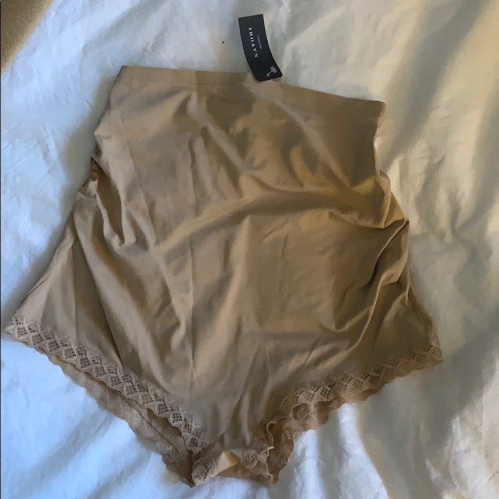 BRAND NEW WITH TAGS - Natori Maternity Boy Short